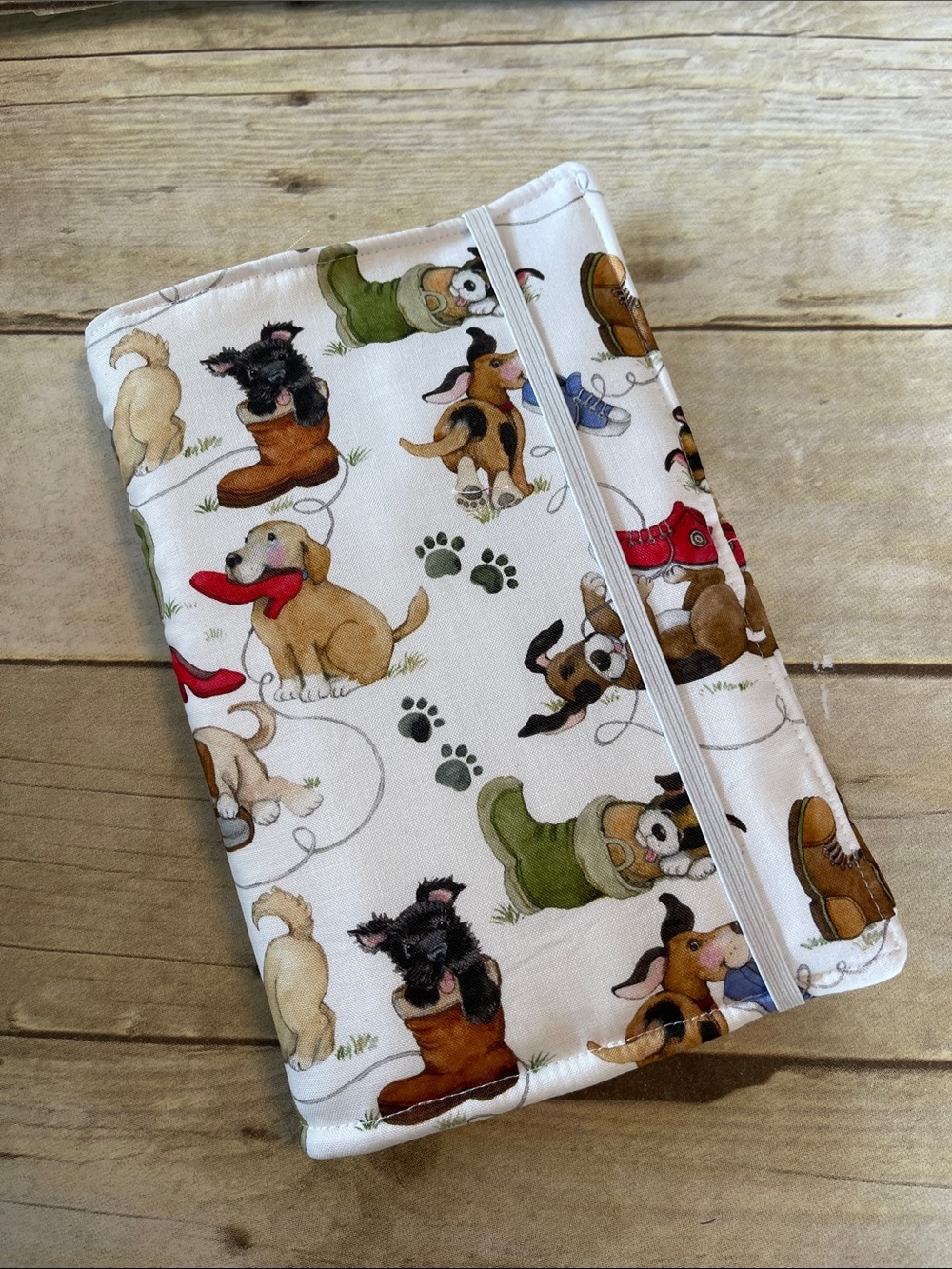 Art Portfolio: Kids Travel Colored Pencil Set - Gift for Artists Playful Pups - Picture 5 of 11
